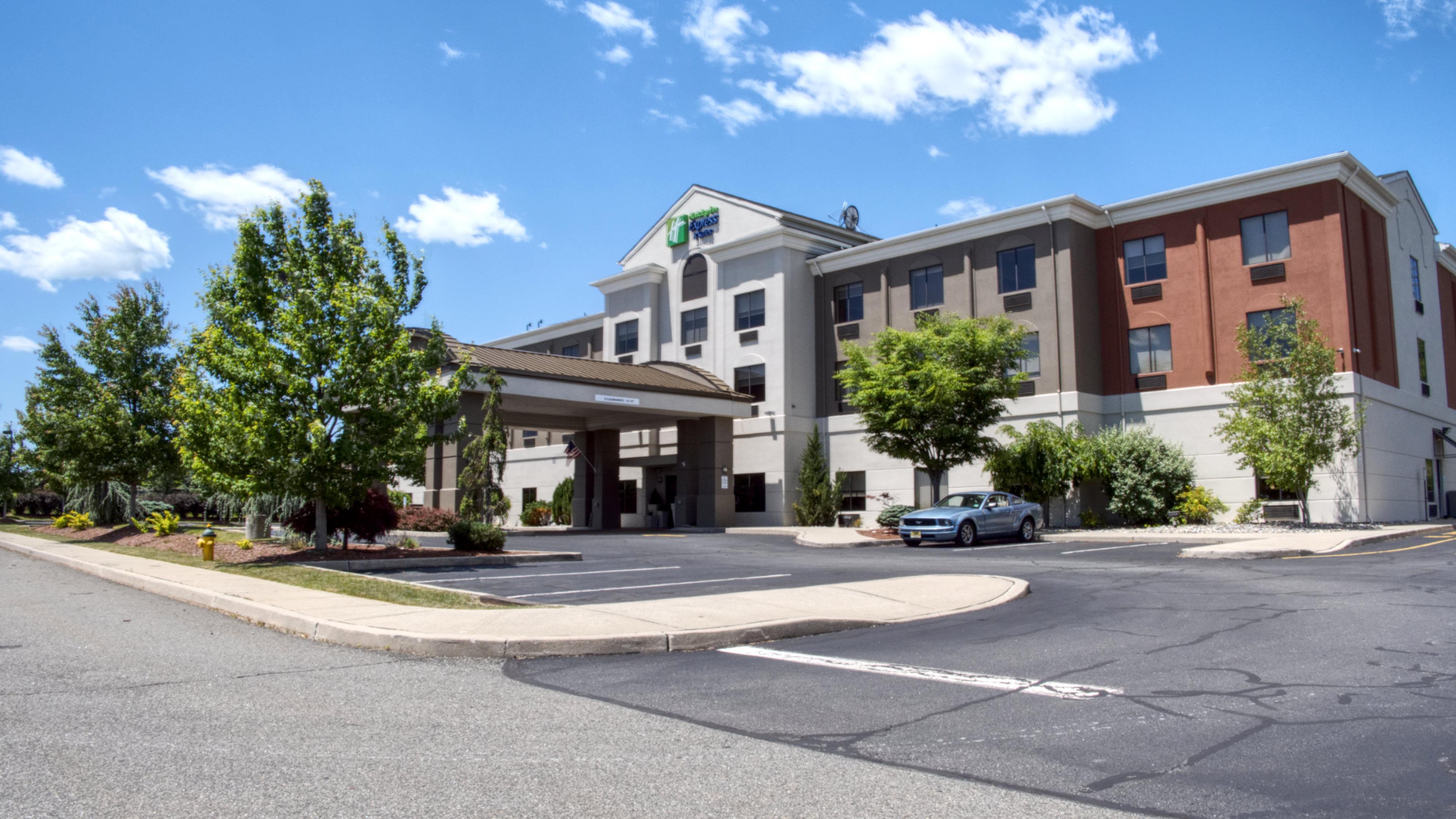 Holiday Inn Express Hotel & Suites Newton Sparta By Ihg Exterior photo