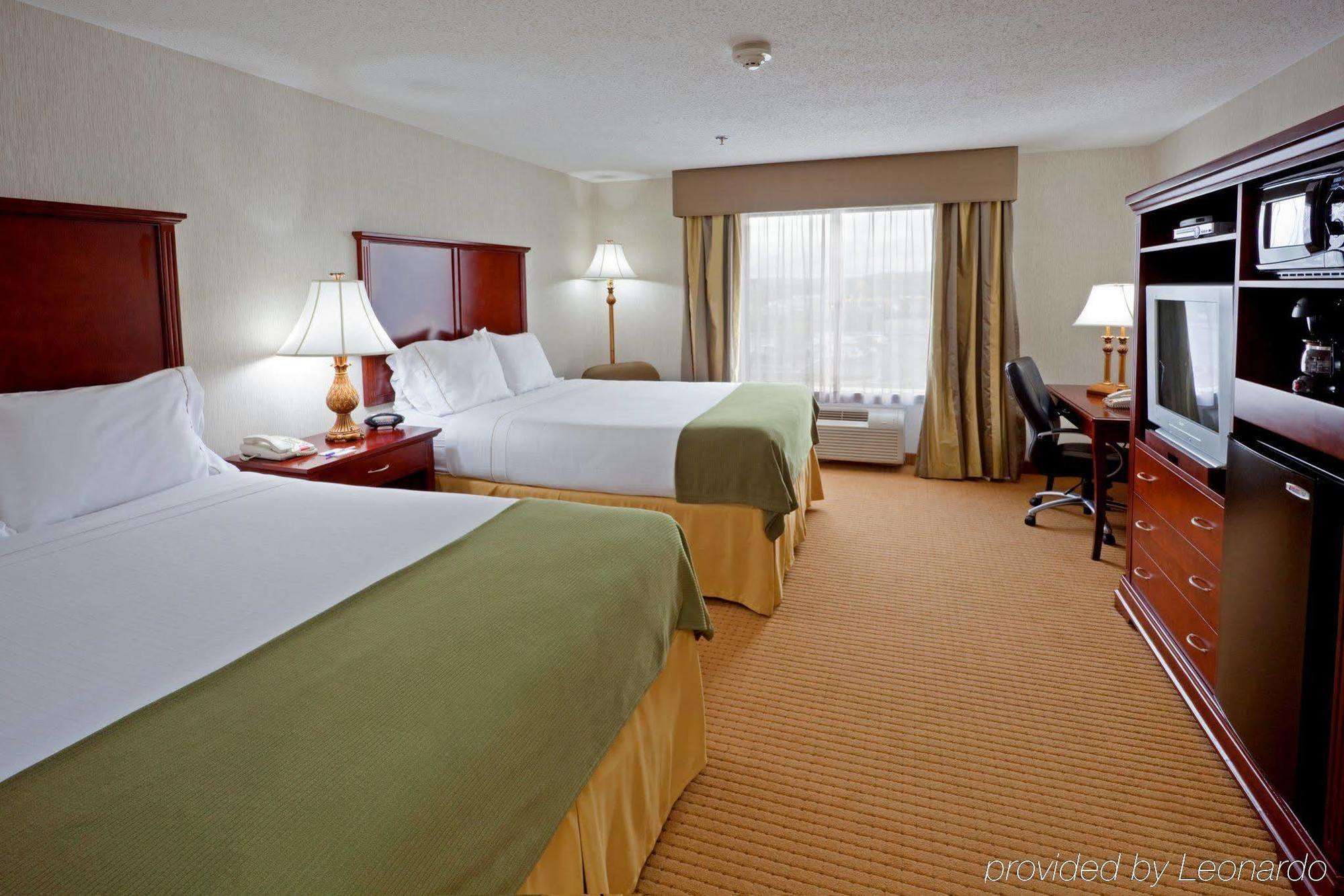 Holiday Inn Express Hotel & Suites Newton Sparta By Ihg Room photo